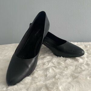 Women’s pumps